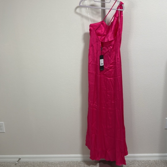 NWT Elliatt Belmont Dress in Fuchsia Pink - Picture 15 of 16